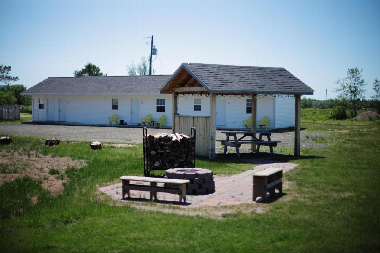 Carleton Inn & Cottages Bridgetown エクステリア 写真