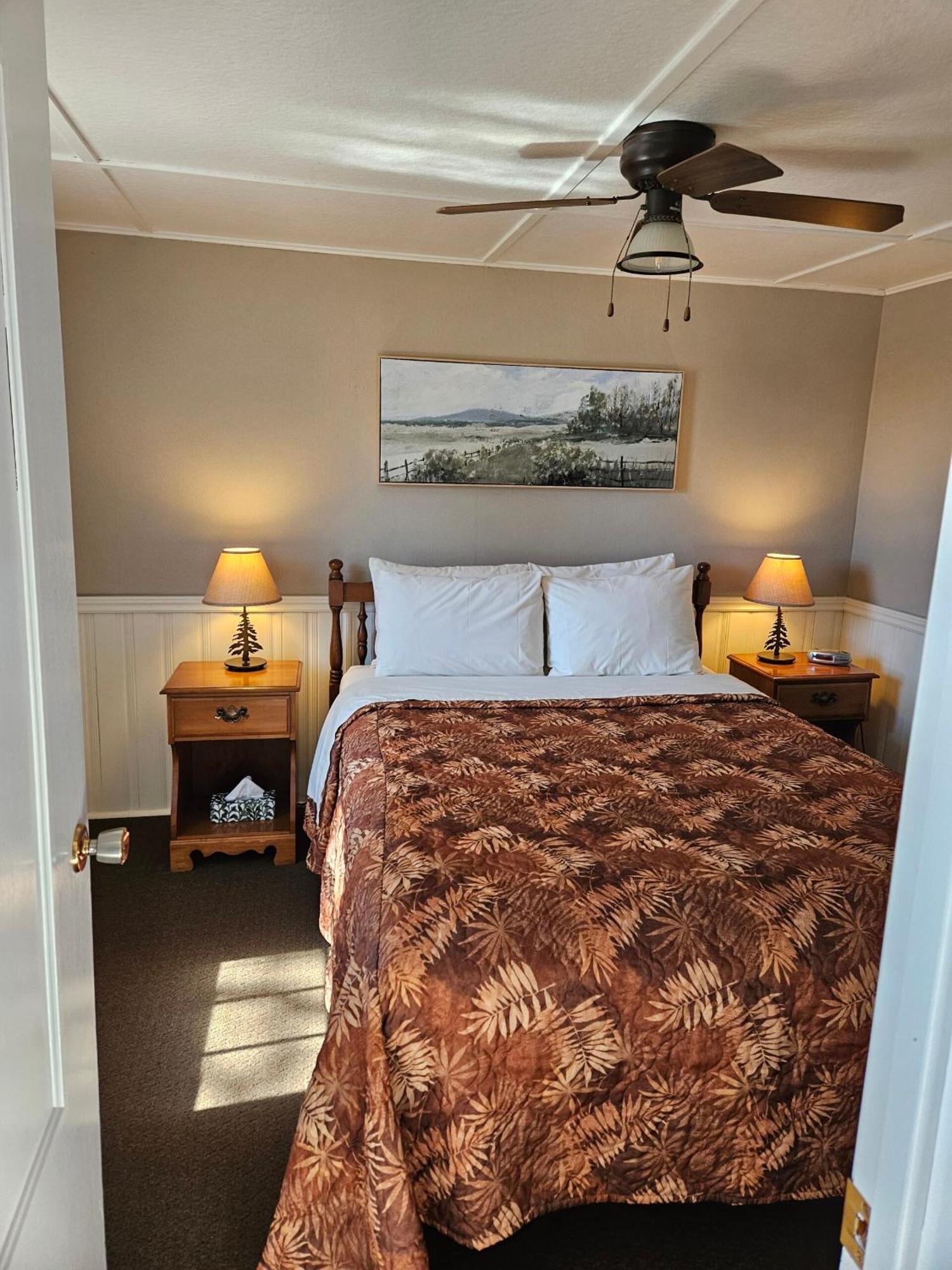 Carleton Inn & Cottages Bridgetown エクステリア 写真