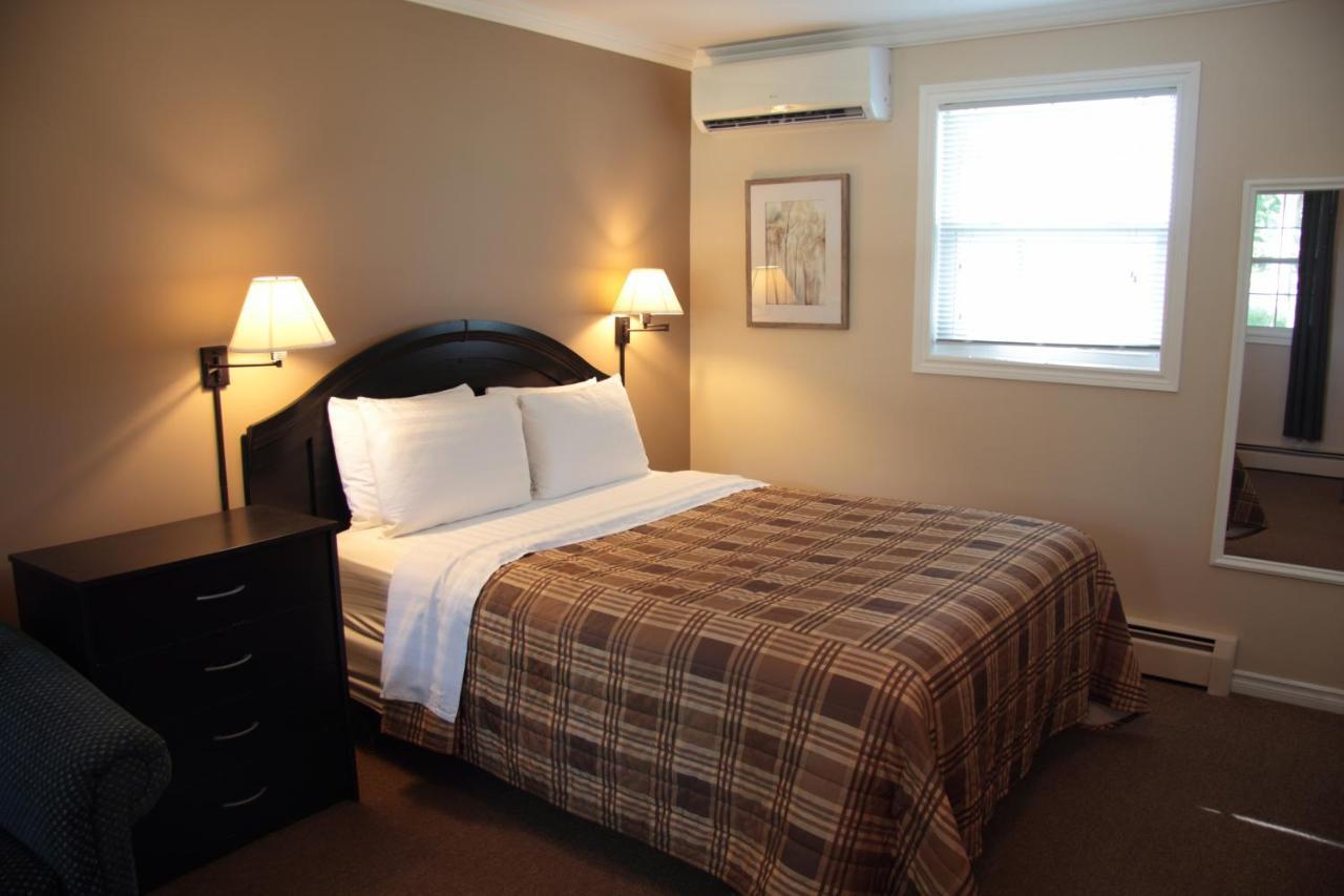 Carleton Inn & Cottages Bridgetown エクステリア 写真