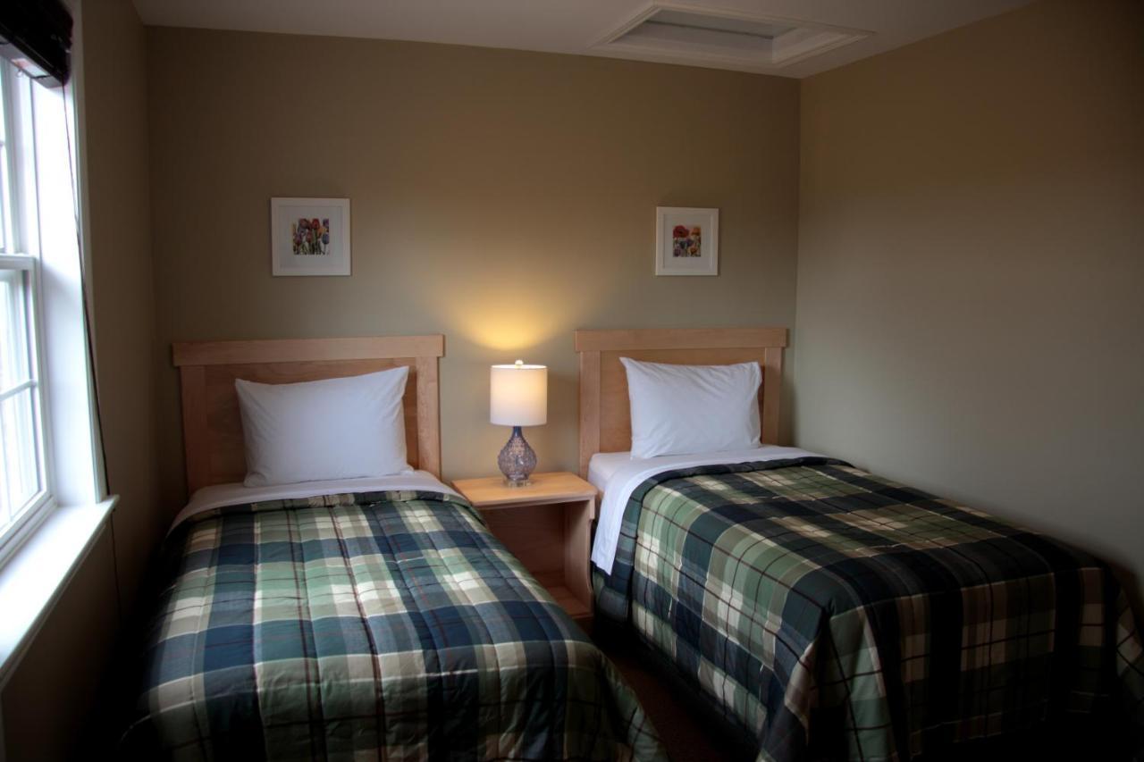 Carleton Inn & Cottages Bridgetown エクステリア 写真